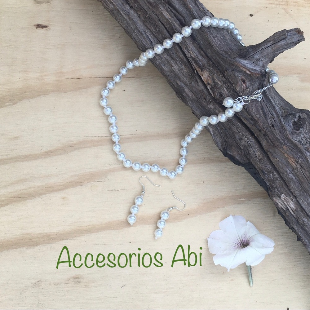 Handmade set with necklace & earrings